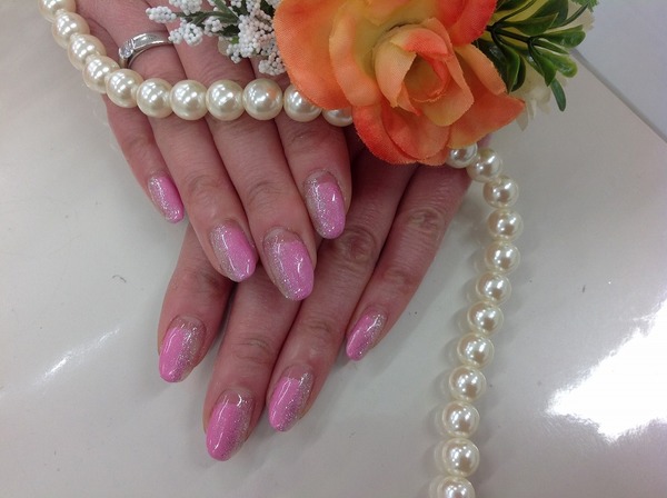 ピンク&ラメハーフのサムネイル