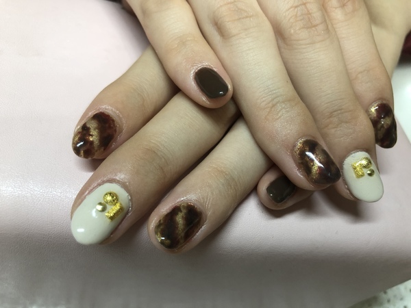 ブラウンニュアンスのサムネイル